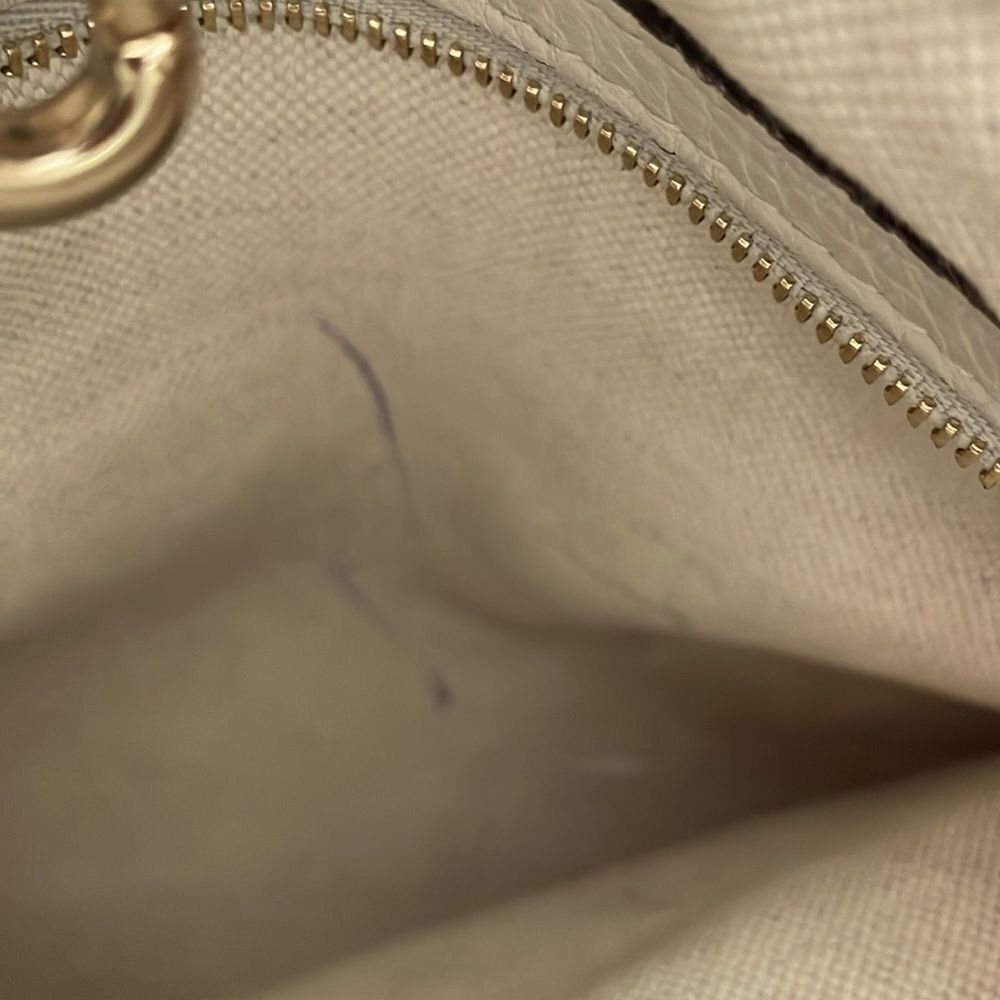 Gucci Soho Medium Leather Tote in Ivory - Picture 11 of 16